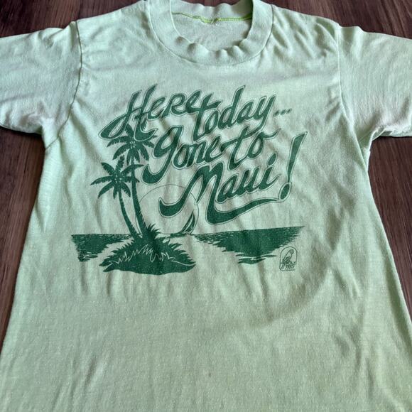 Vintage 1970s HAWAII Souvenir Island Surf Beach T-Shirt Size XS Gone To Maui - Picture 3 of 10